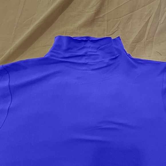 TOP, MOCK NECK, SCARABE (Blue), SIZE 3X, SHORT SLEEVES, STRETCH FABRIC, MICHEL - Picture 3 of 9